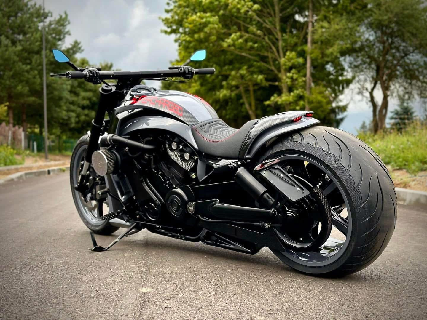 GhostCustom V-Rod “Obsidian Phantom Kiti”