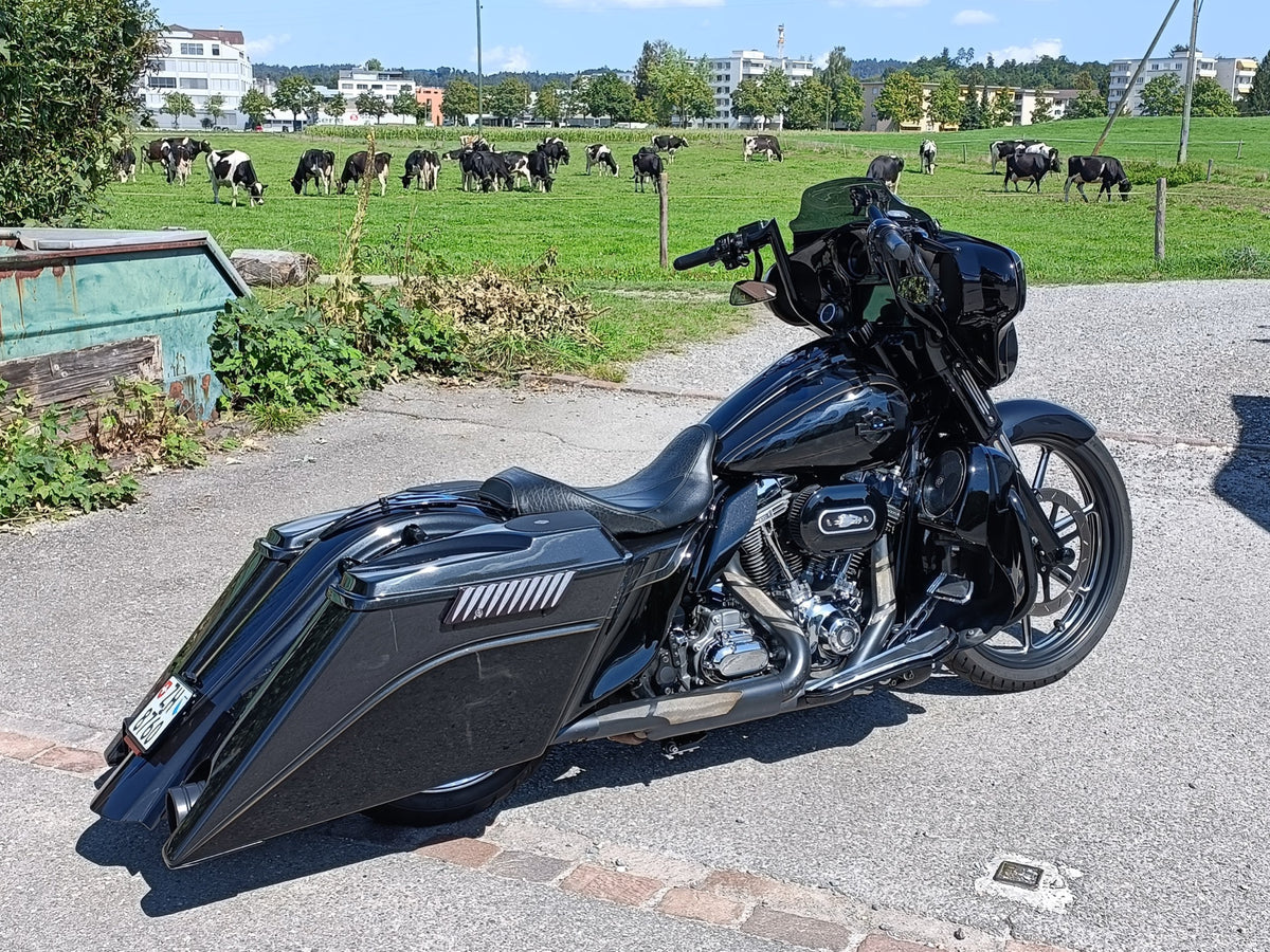Harley Davidson Glide and Road King Bodykit